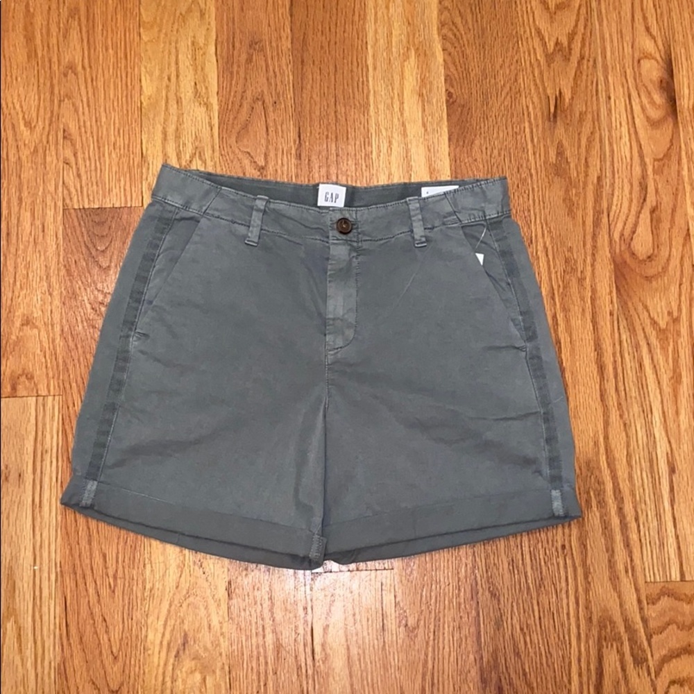 Gap Girlfriend Chino Shorts